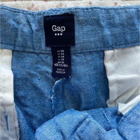 Gap Linen Shorts - Size 34 - Picture 3 of 3